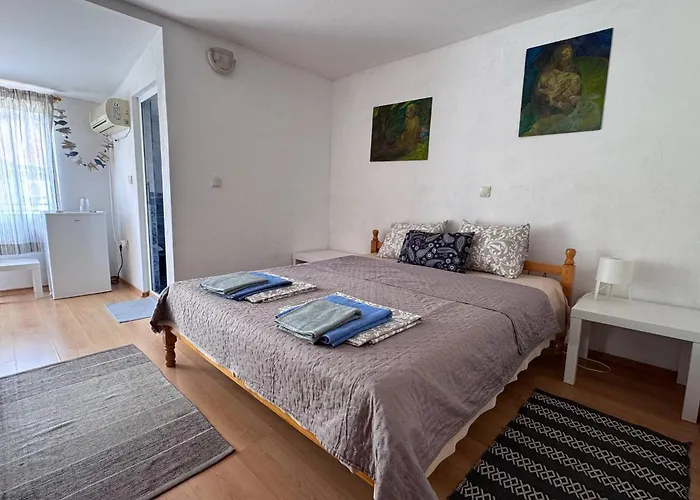 The Two Anchors * Nessebar