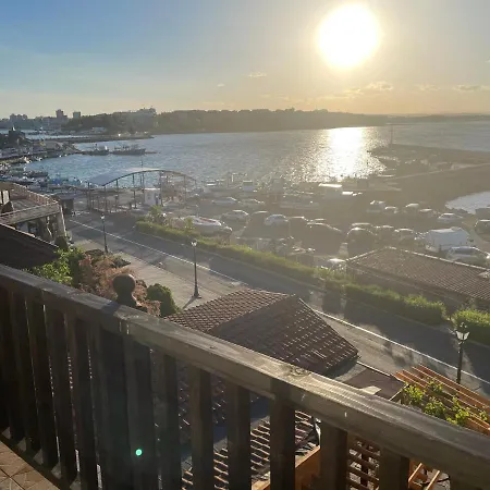 The Two Anchors * نيسيبار