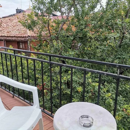 The Two Anchors 홈스테이